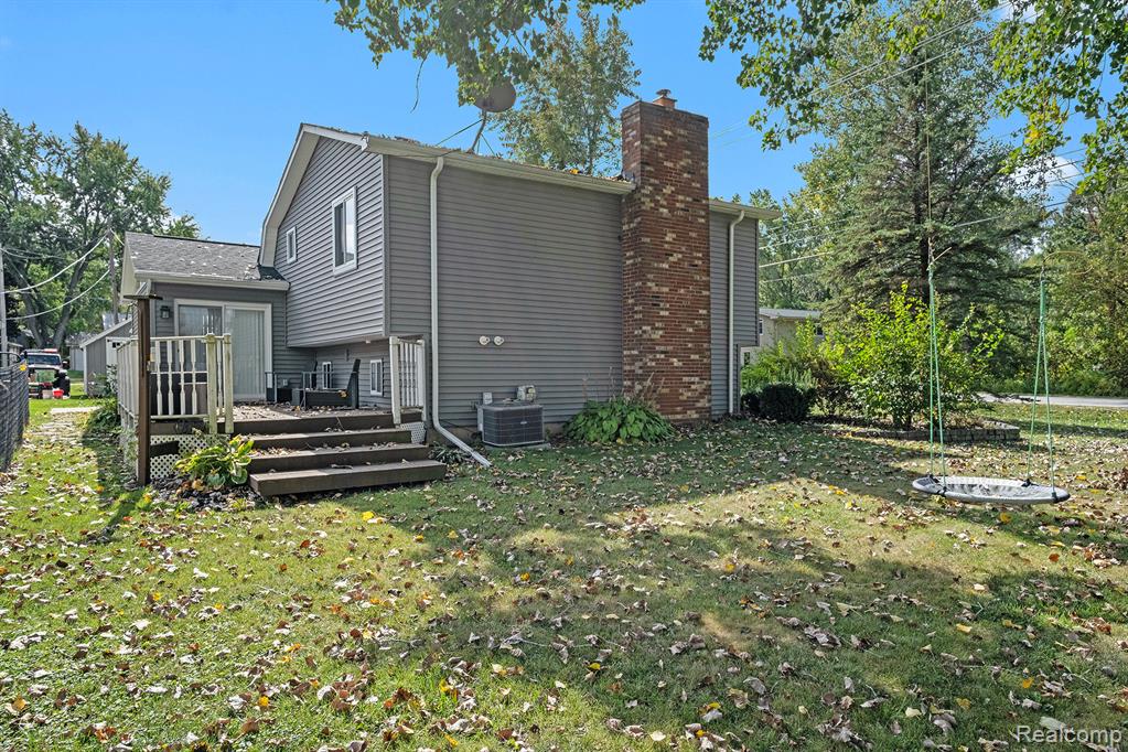 12147 Torrey Road Fenton, MI 48430 - Photo 18 of 19