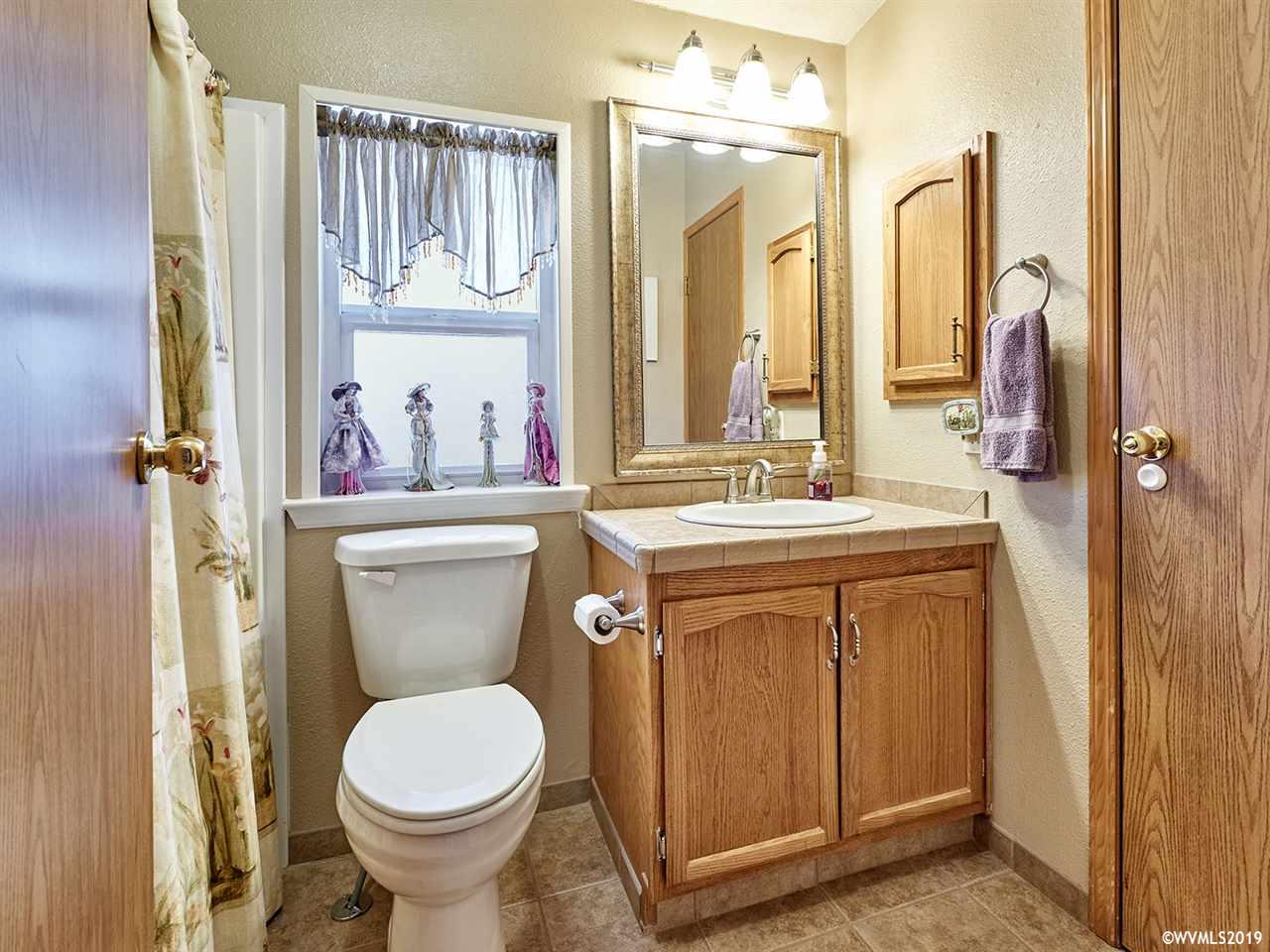 205 Boone Road Southeast, Unit 18 Salem, OR 97306 - Photo 23 of 35