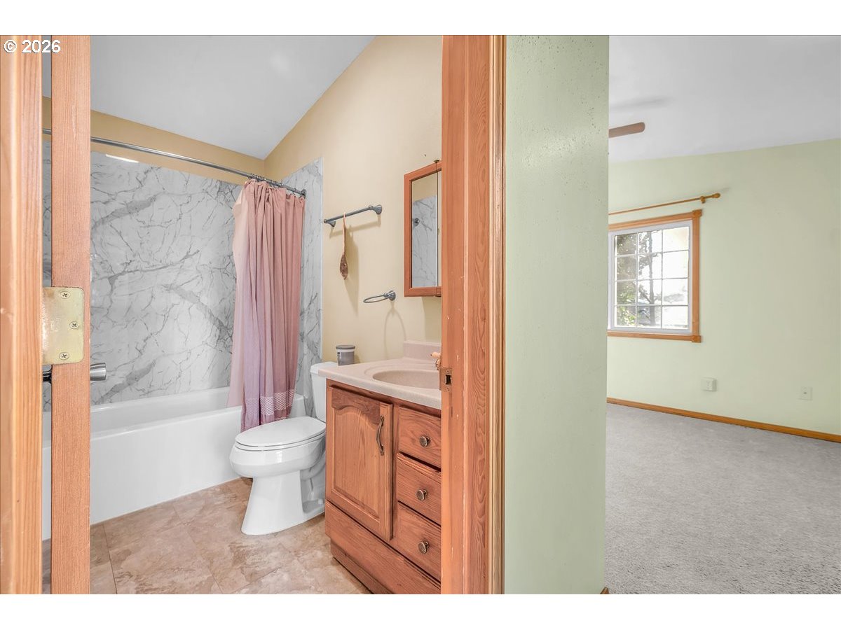 415 South 12th Street St. Helens, OR 97051 - Photo 15 of 46