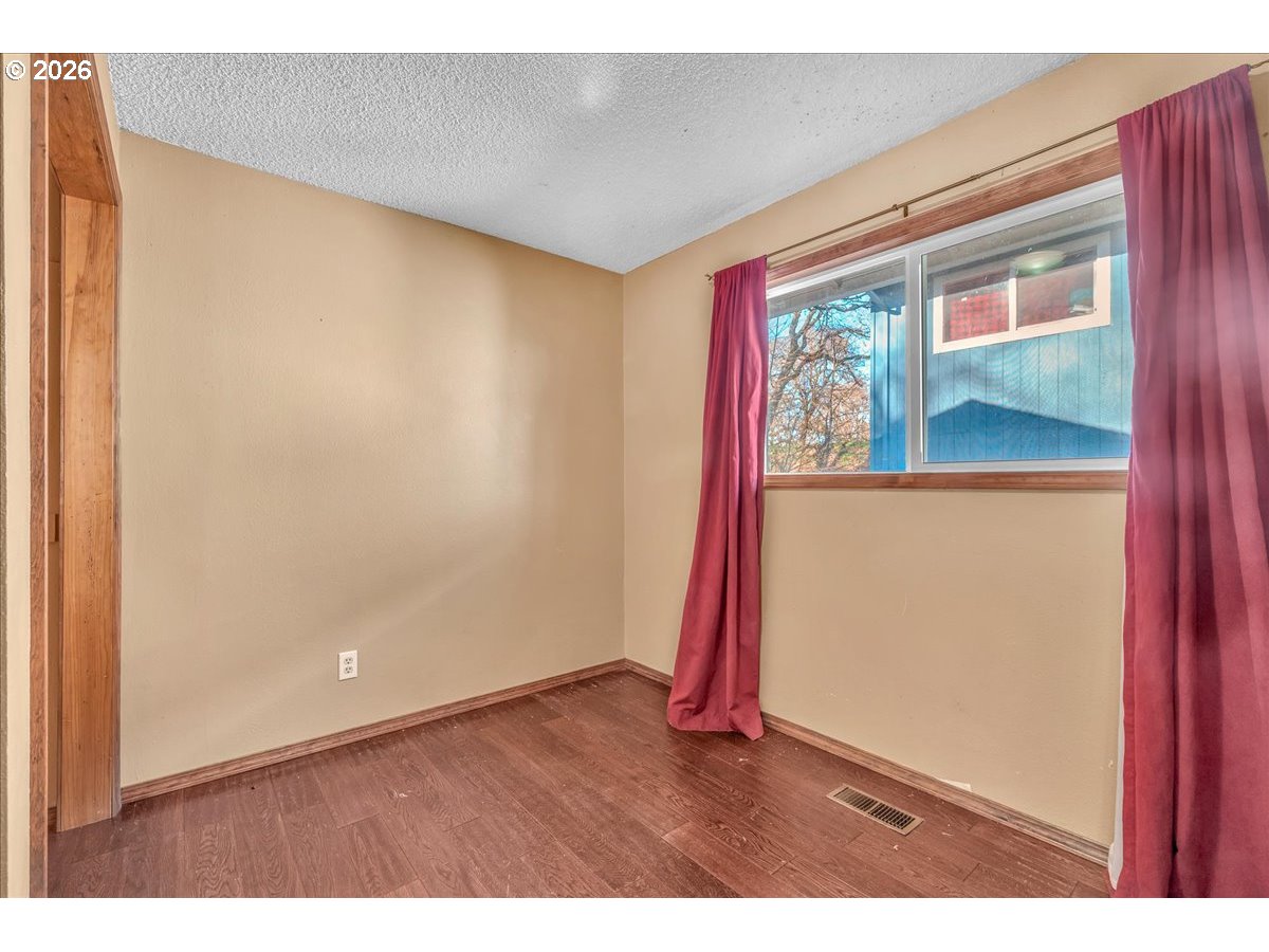 415 South 12th Street St. Helens, OR 97051 - Photo 20 of 46