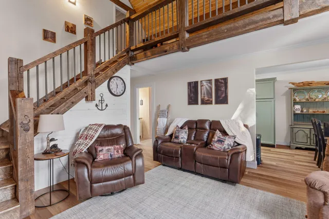 $450,000 | 757 Lakehaven Circle, Decatur, TN 37322