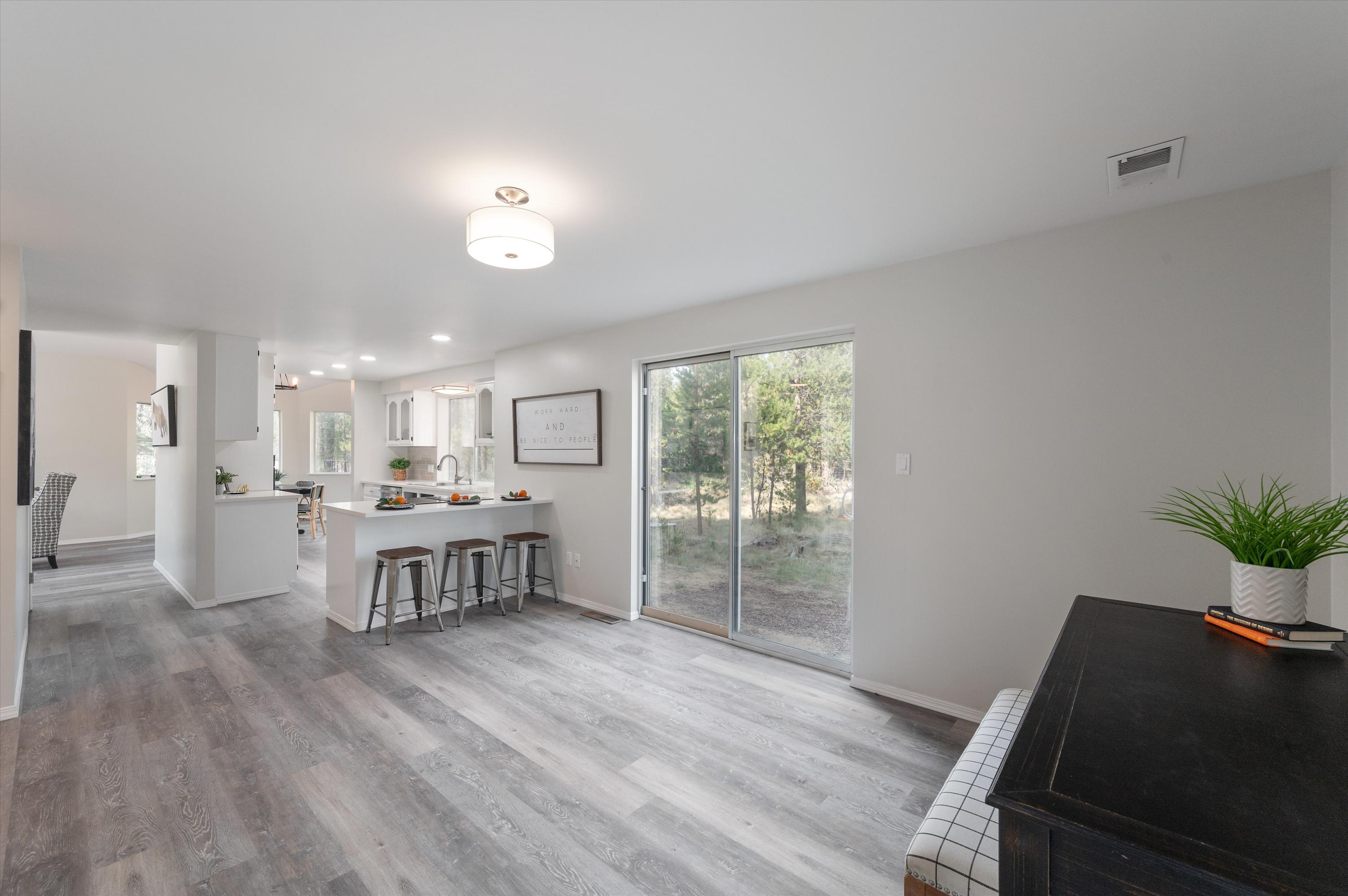 52606 Skidgel Road La Pine, OR 97739 - Photo 17 of 40 Flex Space
