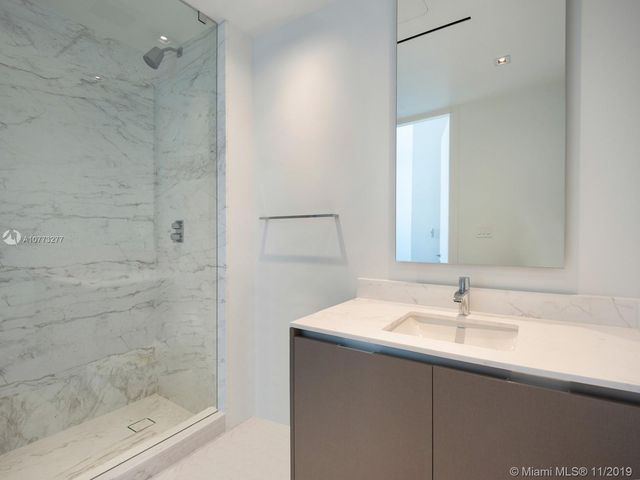$2,900,000 | 17141 Collins Avenue, Unit 4402, Sunny Isles Beach, FL 33160