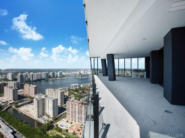 $2,900,000 | 17141 Collins Avenue, Unit 4402, Sunny Isles Beach, FL 33160