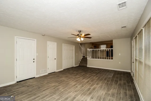 $1,945 | 2079 Winsburg Drive, Kennesaw, GA 30144