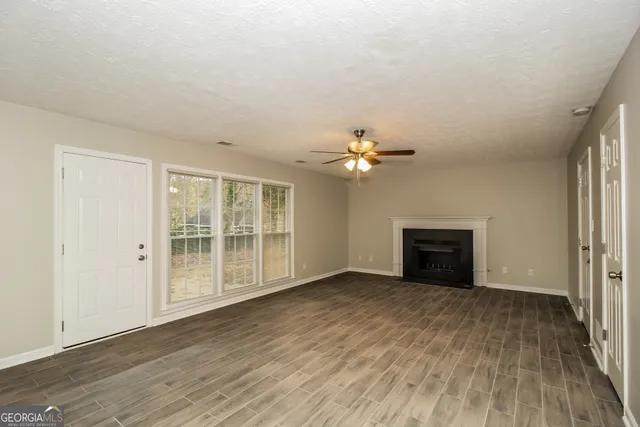 $1,945 | 2079 Winsburg Drive, Kennesaw, GA 30144