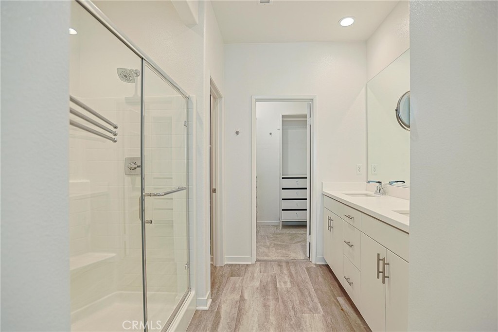 4260 Powell Way, Unit 110 Corona, CA 92883 - Photo 19 of 27 primary bath
