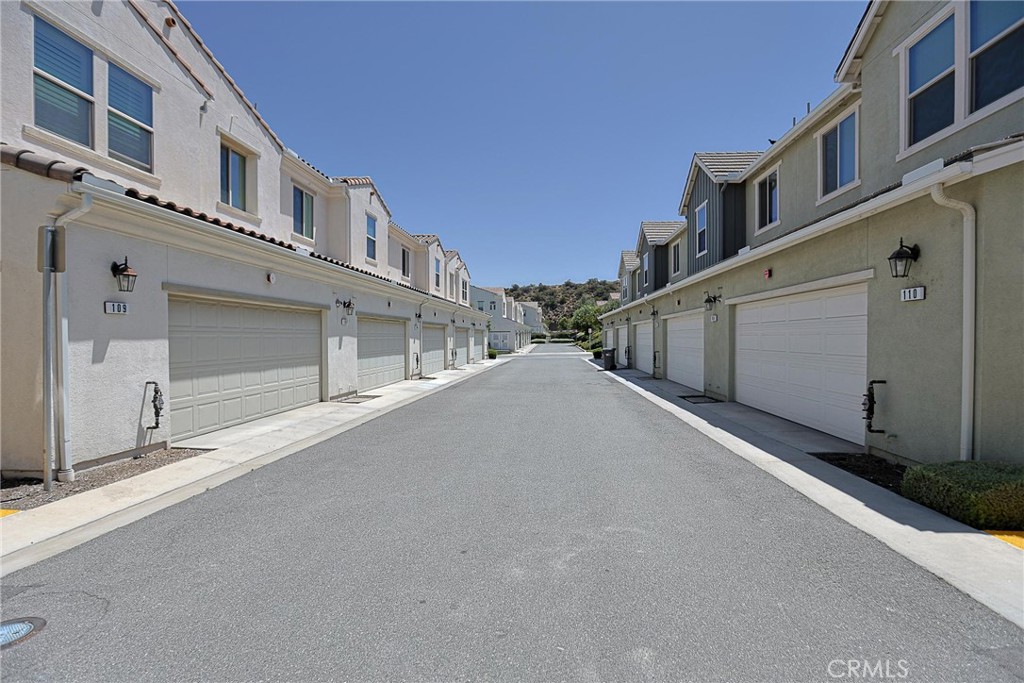 4260 Powell Way, Unit 110 Corona, CA 92883 - Photo 27 of 27 community alley