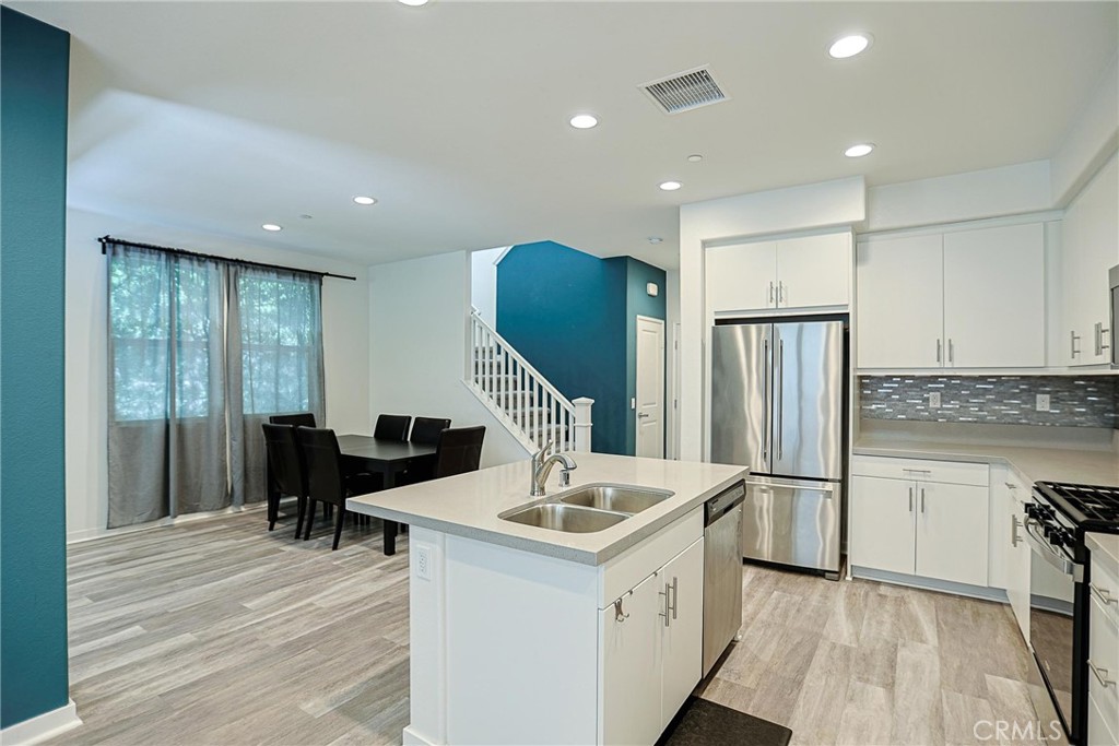 4260 Powell Way, Unit 110 Corona, CA 92883 - Photo 9 of 27 Kitchen