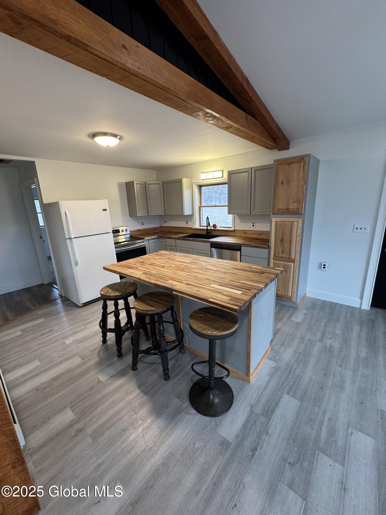 30 Quivey Hill Road Hampton, NY 12837 - Photo 12 of 29 IMG_2741