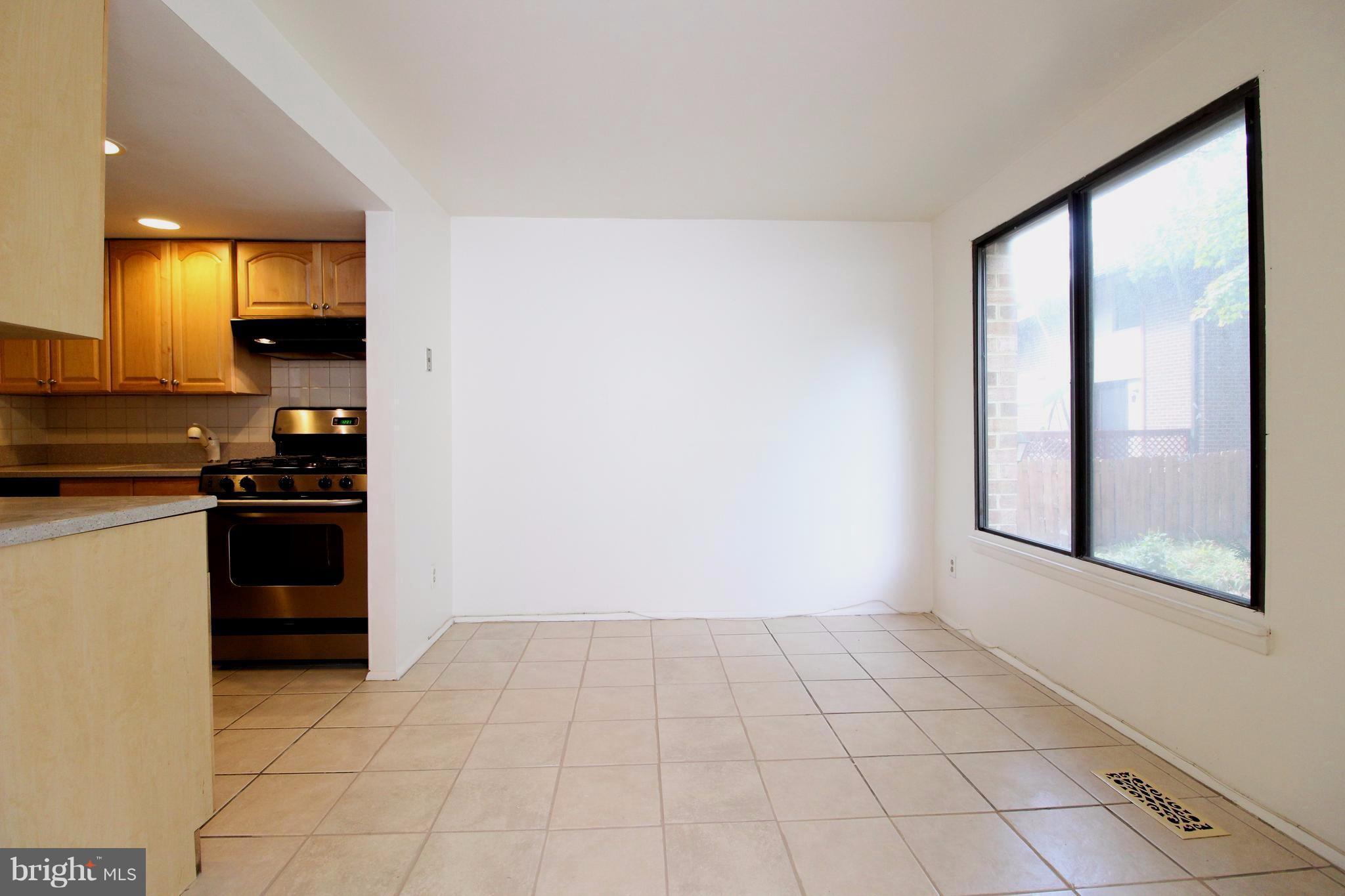 8907 Footed Ridge Columbia, MD 21045 - Photo 3 of 30 Dining Room