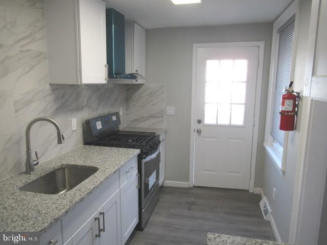 3064 Alabama Road Camden, NJ 08104 - Photo 8 of 28 Kitchen