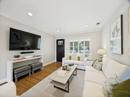 $775,000 | 6127 Ravendale Lane, Dallas, TX 75214