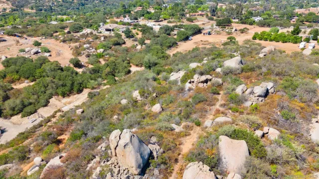 $395,000 | 2 Chablis Road, Unit 2, Ramona, CA 92065