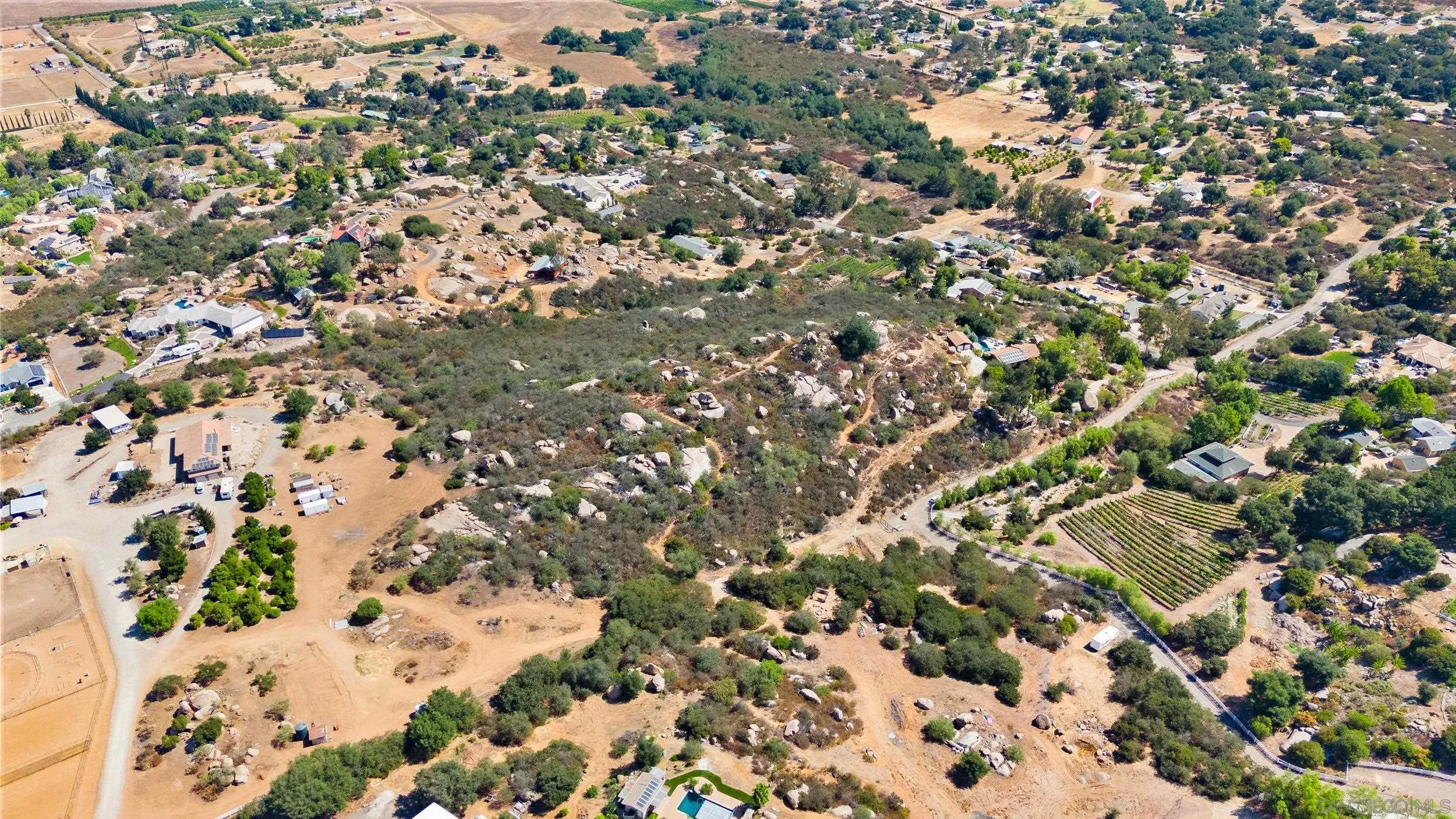 2 Chablis Road, Unit 2 Ramona, CA 92065 - Photo 3 of 14