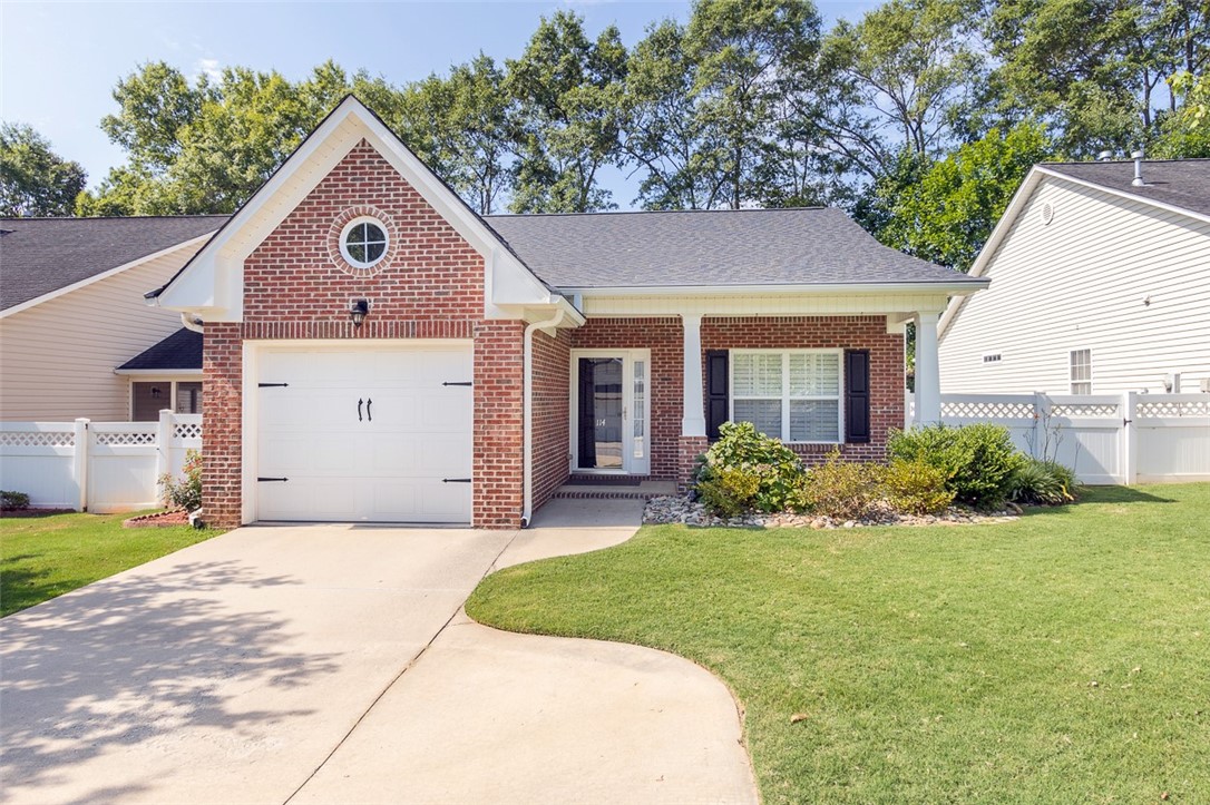 114 Abigail Lane Anderson, SC 29621 - Photo 1 of 33 Gallery Image 1