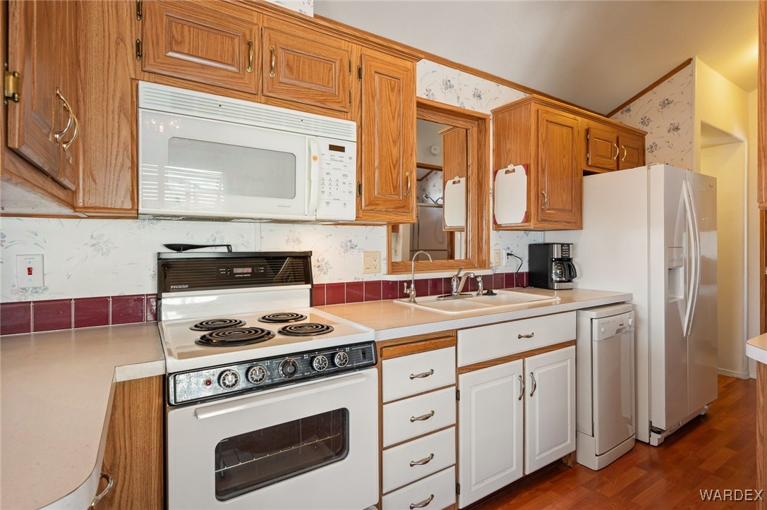 2000 Ramar Road, Unit 34 Bullhead City, AZ 86442 - Photo 19 of 79 Kitchen