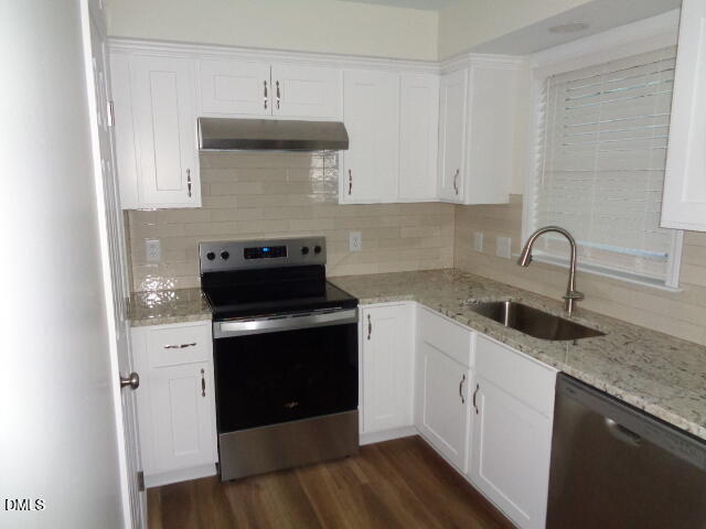 4124 Deep Hollow Drive Raleigh, NC 27612 - Photo 4 of 21 Kitchen