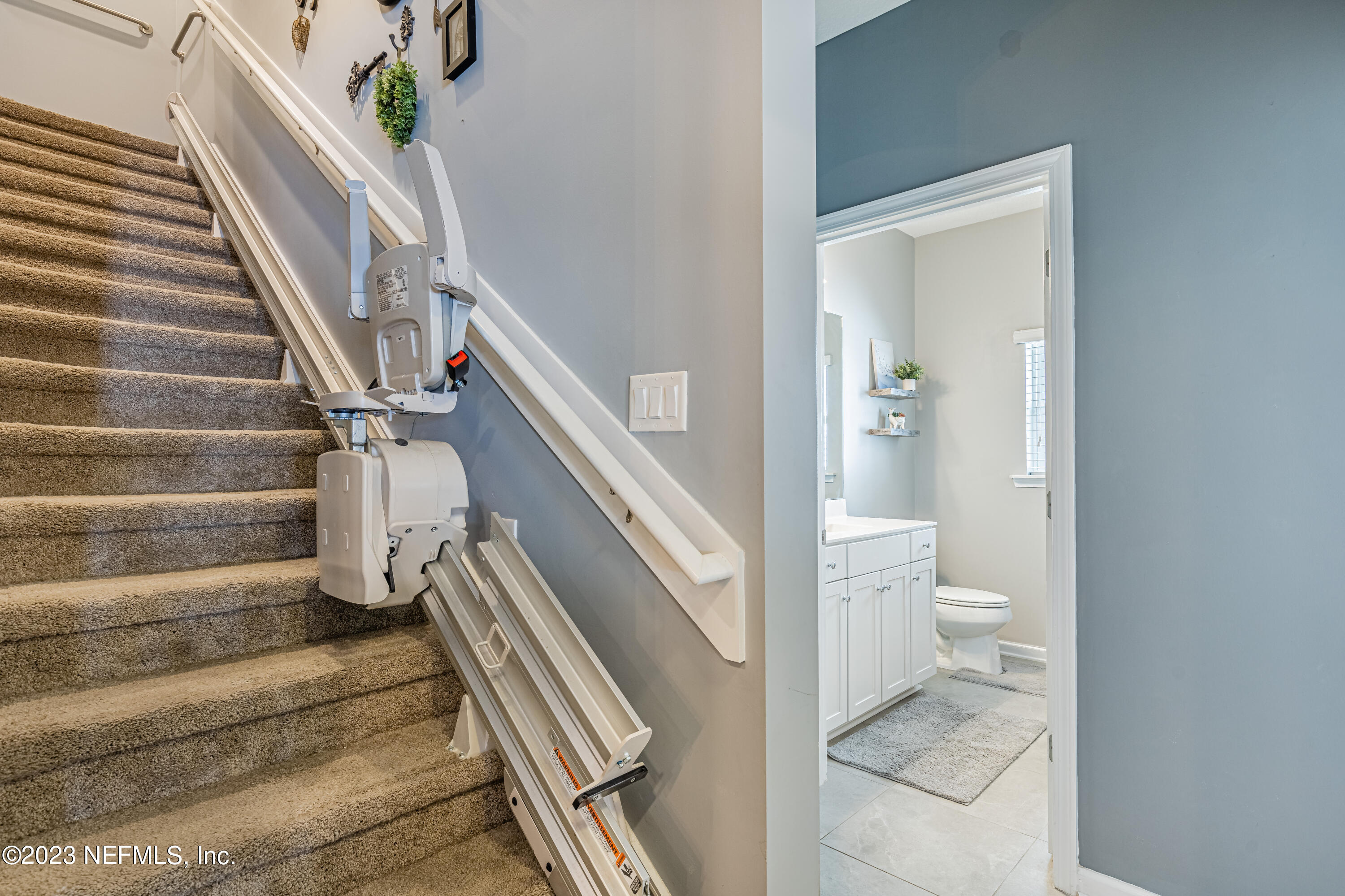 871 Bent Creek Drive St. Johns, FL 32259 - Photo 43 of 71 a view of entryway and hall with wooden floor