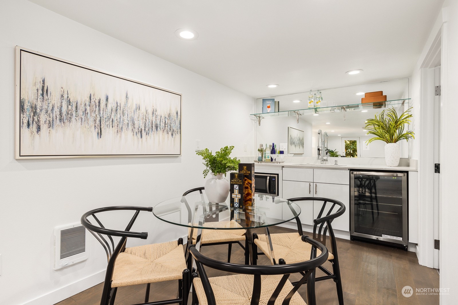 8030 Meridian Avenue North Seattle, WA 98103 - Photo 30 of 40 Gallery Image 30