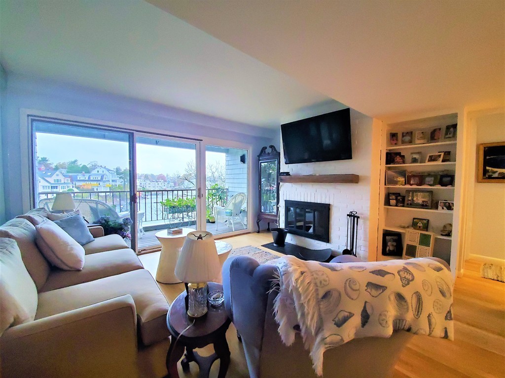 5 Independence Way, Unit 5D Marblehead, MA 01945 - Photo 10 of 33 Gallery Image 10