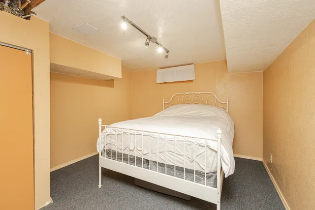 $349,900 | 7166 South 37th Street, Franklin, WI 53132