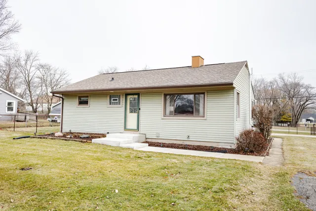 $349,900 | 7166 South 37th Street, Franklin, WI 53132