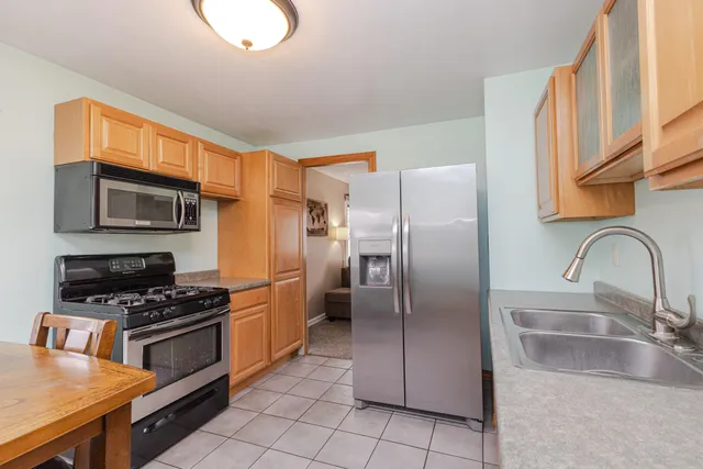 $349,900 | 7166 South 37th Street, Franklin, WI 53132