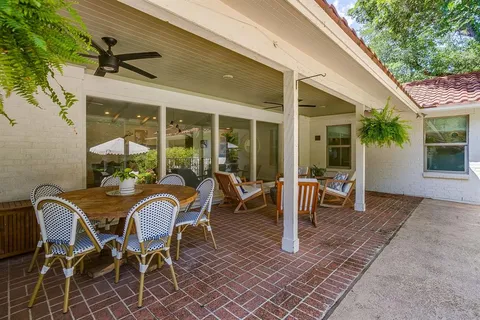 $775,000 | 4325 Elmwood Drive, Benbrook, TX 76116