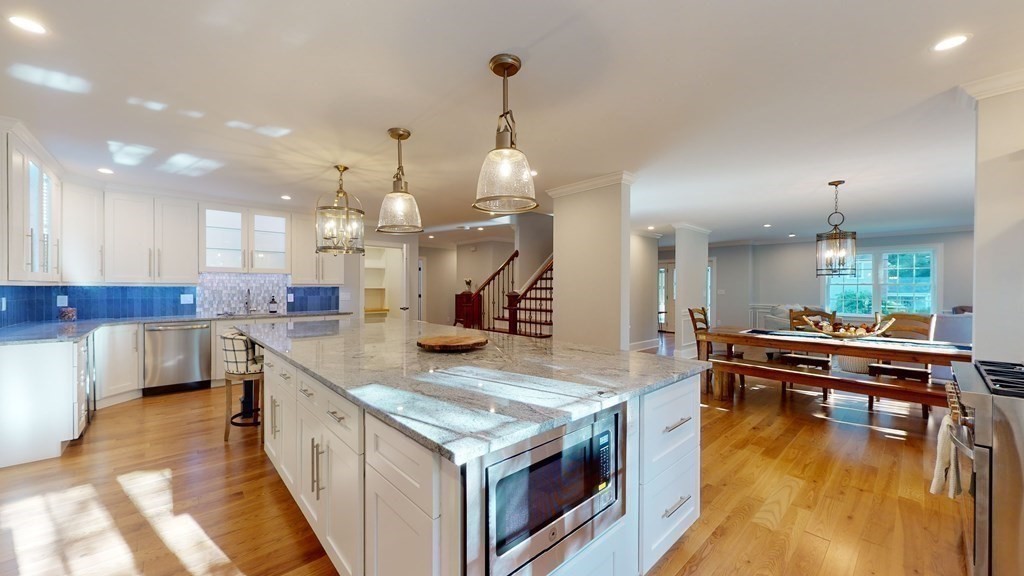 21 Peter Road North Reading, MA 01864 - Photo 7 of 42 Gallery Image 7