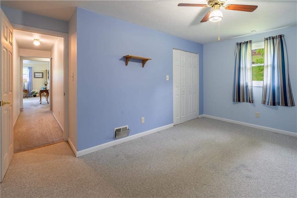 571 Miller Road West Mifflin, PA 15122 - Photo 22 of 38 Gallery Image 22