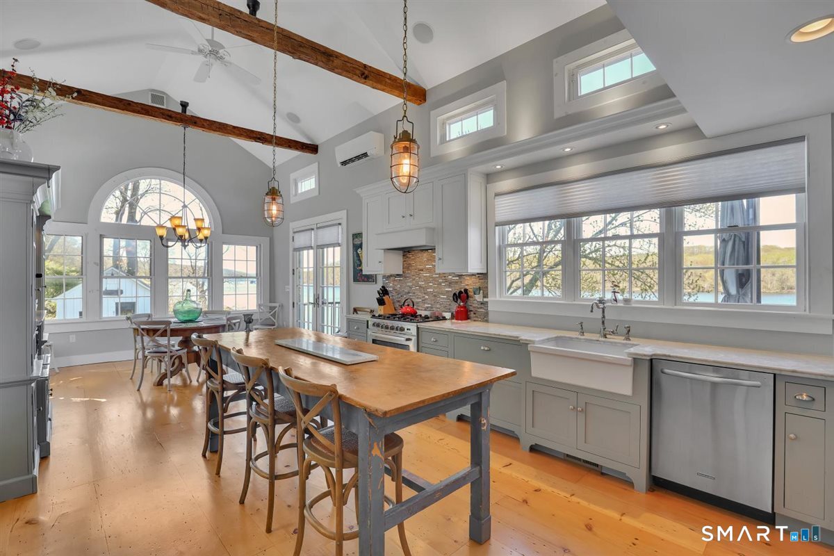 30 Knowles Road East Hampton, CT 06456 - Photo 5 of 40