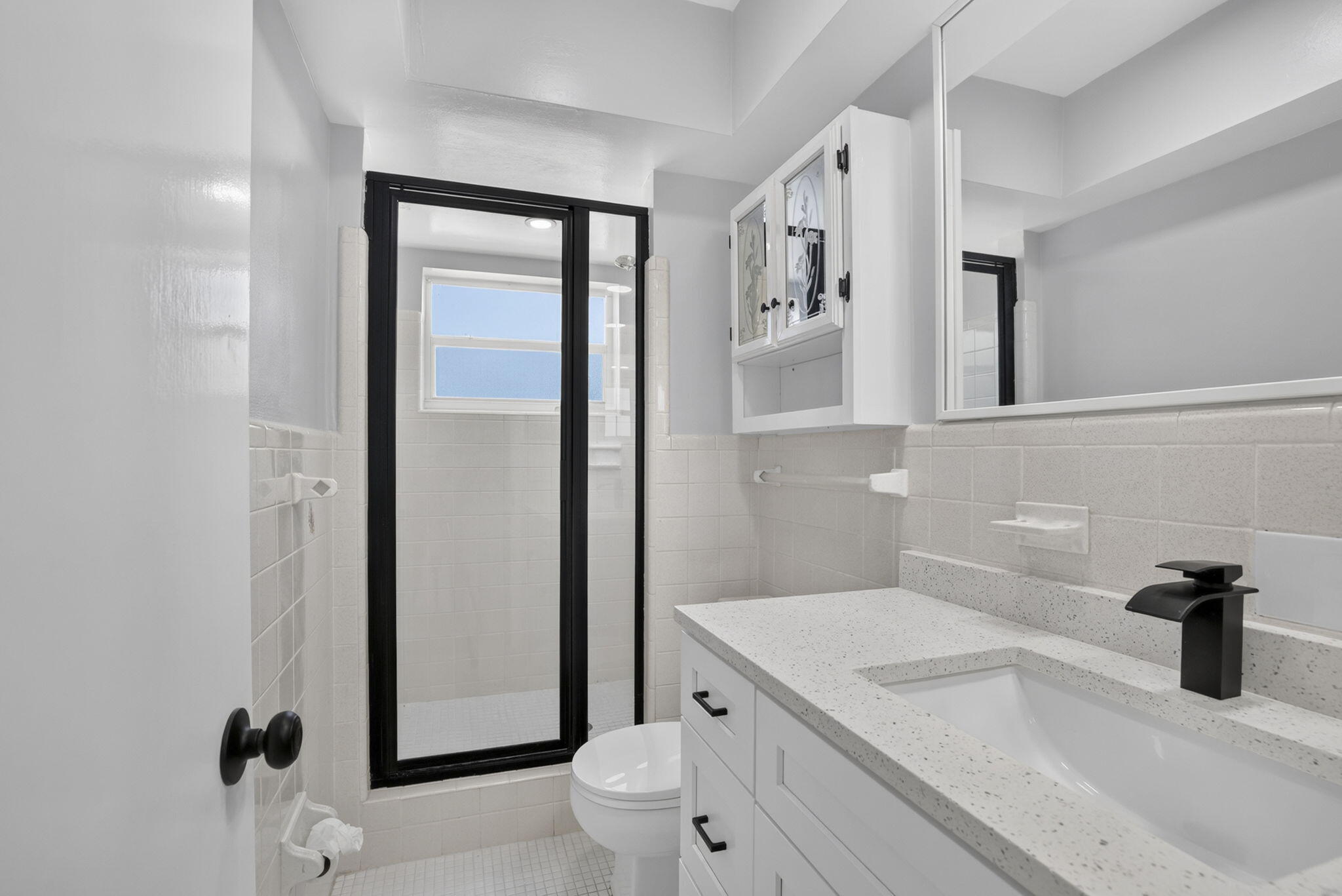 2755 Northeast 28th Avenue, Unit E2 Lighthouse Point, FL 33064 - Photo 19 of 62 14-web-or-mls-8I8A0901