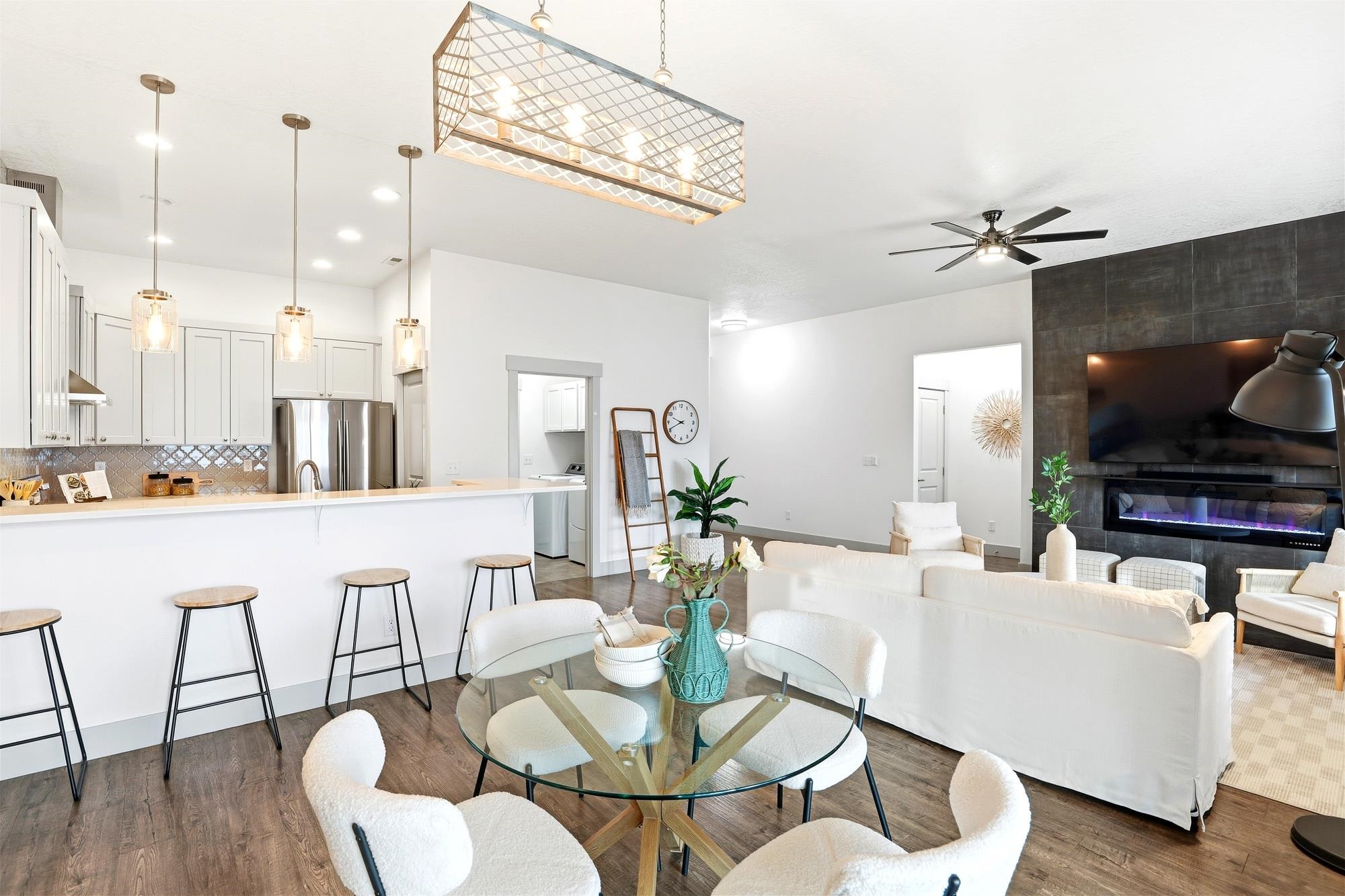 6916 East 4th Avenue Spokane Valley, WA 99212 - Photo 5 of 31