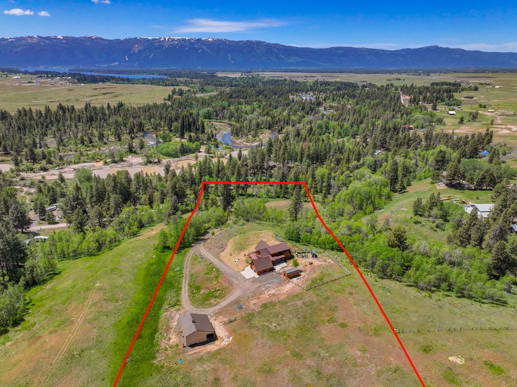 470 Gold Fork Road Donnelly, ID 83615 - Photo 4 of 84