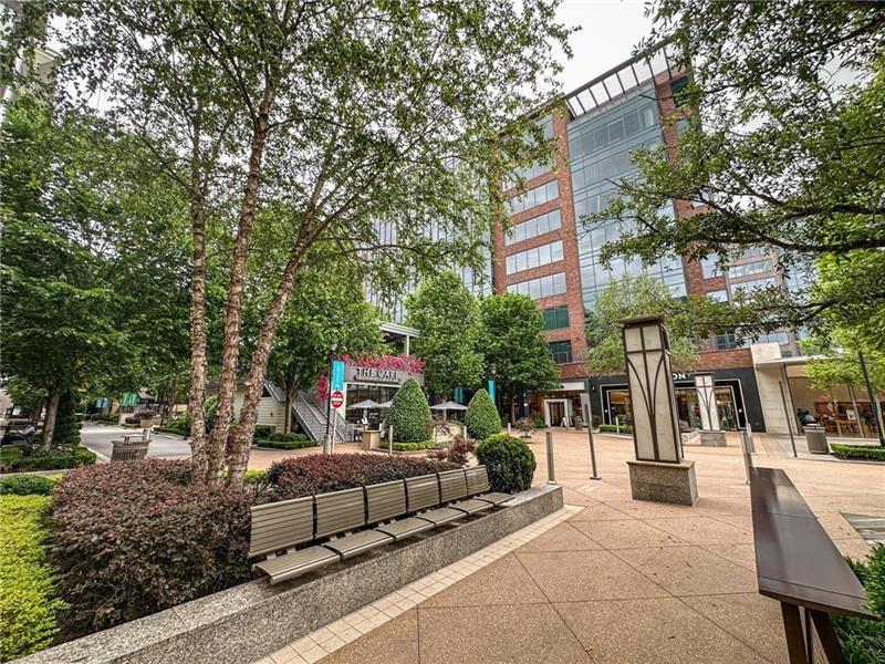 357 South Esplanade Alpharetta, GA 30009 - Photo 46 of 60