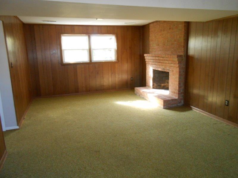 5839 Plantation Road Roanoke, VA 24019 - Photo 13 of 32 den (2)