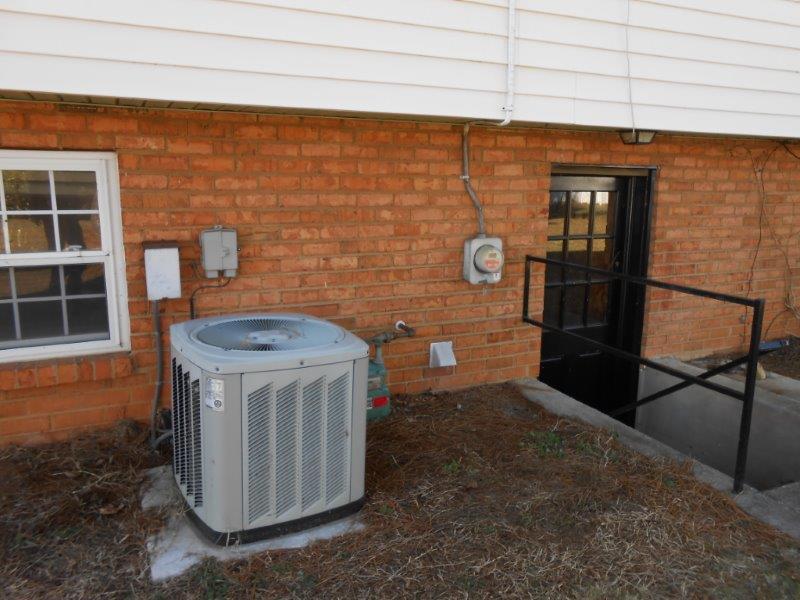 5839 Plantation Road Roanoke, VA 24019 - Photo 22 of 32 hvac
