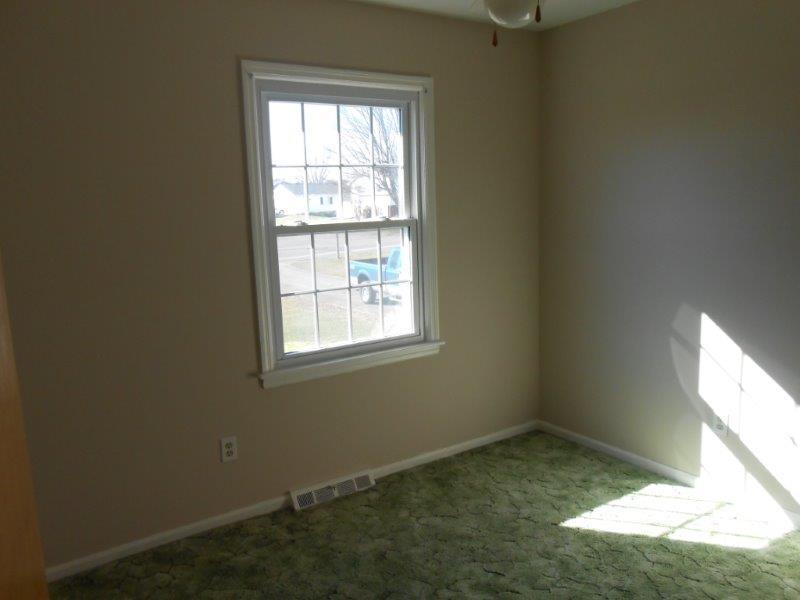 5839 Plantation Road Roanoke, VA 24019 - Photo 10 of 32 bedroom 3
