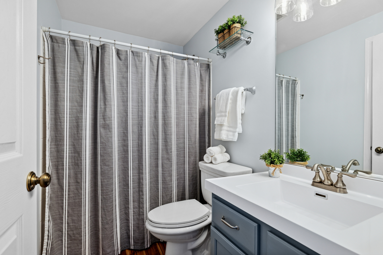 382 Crystal Ridge Drive, Unit 382 Crystal Lake, IL 60012 - Photo 9 of 20