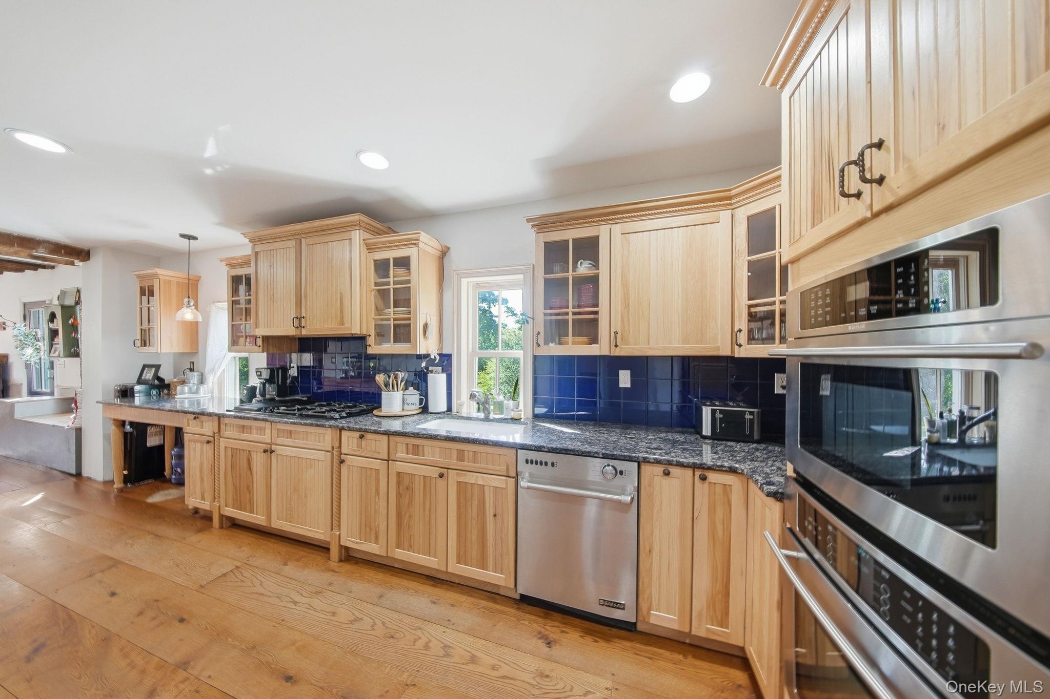 633 Ridgebury Road Slate Hill, NY 10973 - Photo 16 of 48