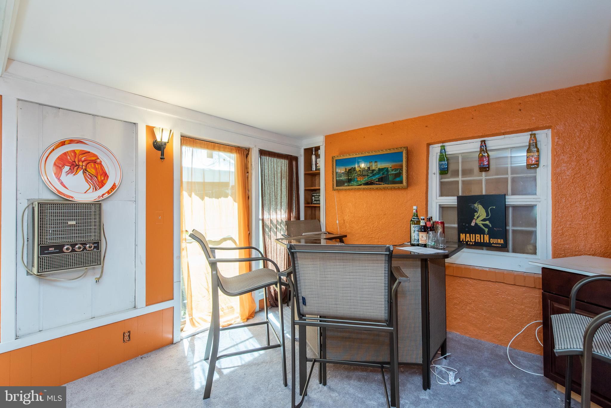 4318 Ridge Road Baltimore, MD 21236 - Photo 11 of 37 Sunroom