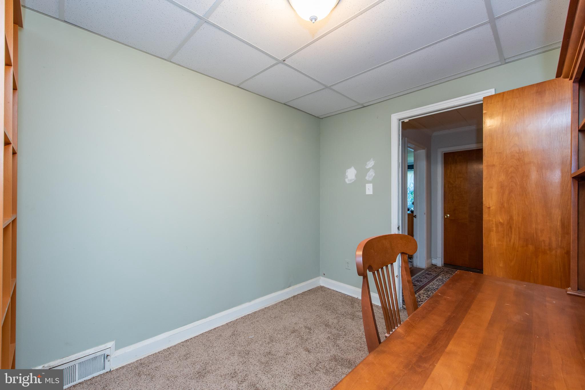 4318 Ridge Road Baltimore, MD 21236 - Photo 32 of 37 Den