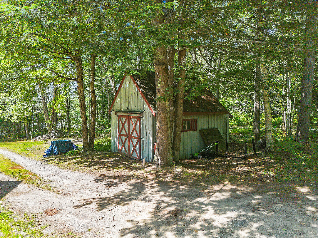 316 Curtis Road Swanville, ME 04915 - Photo 4 of 36 IMG_0355