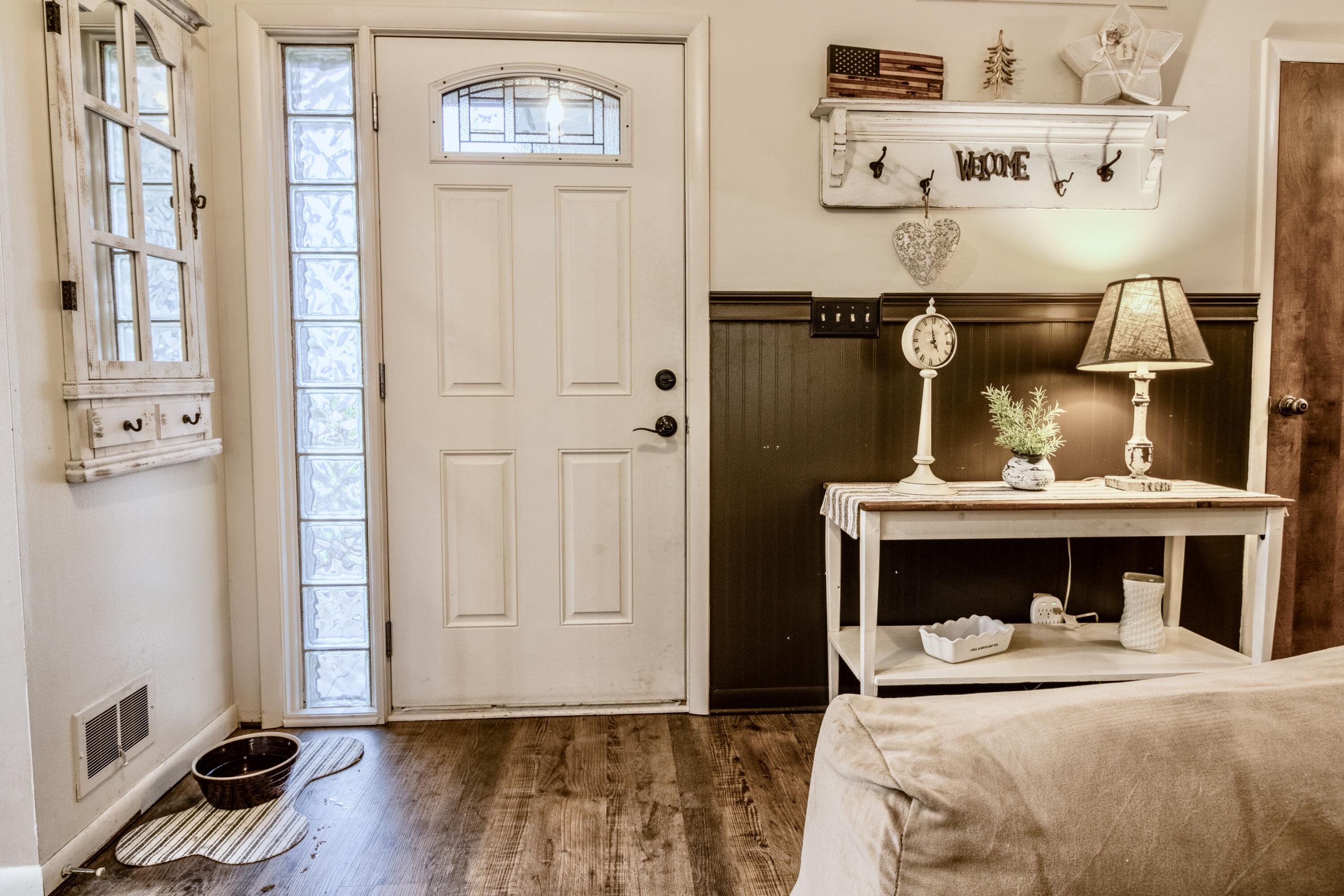3129 Happy Valley Road Jackson, MI 49203 - Photo 20 of 50 LivingRoom9