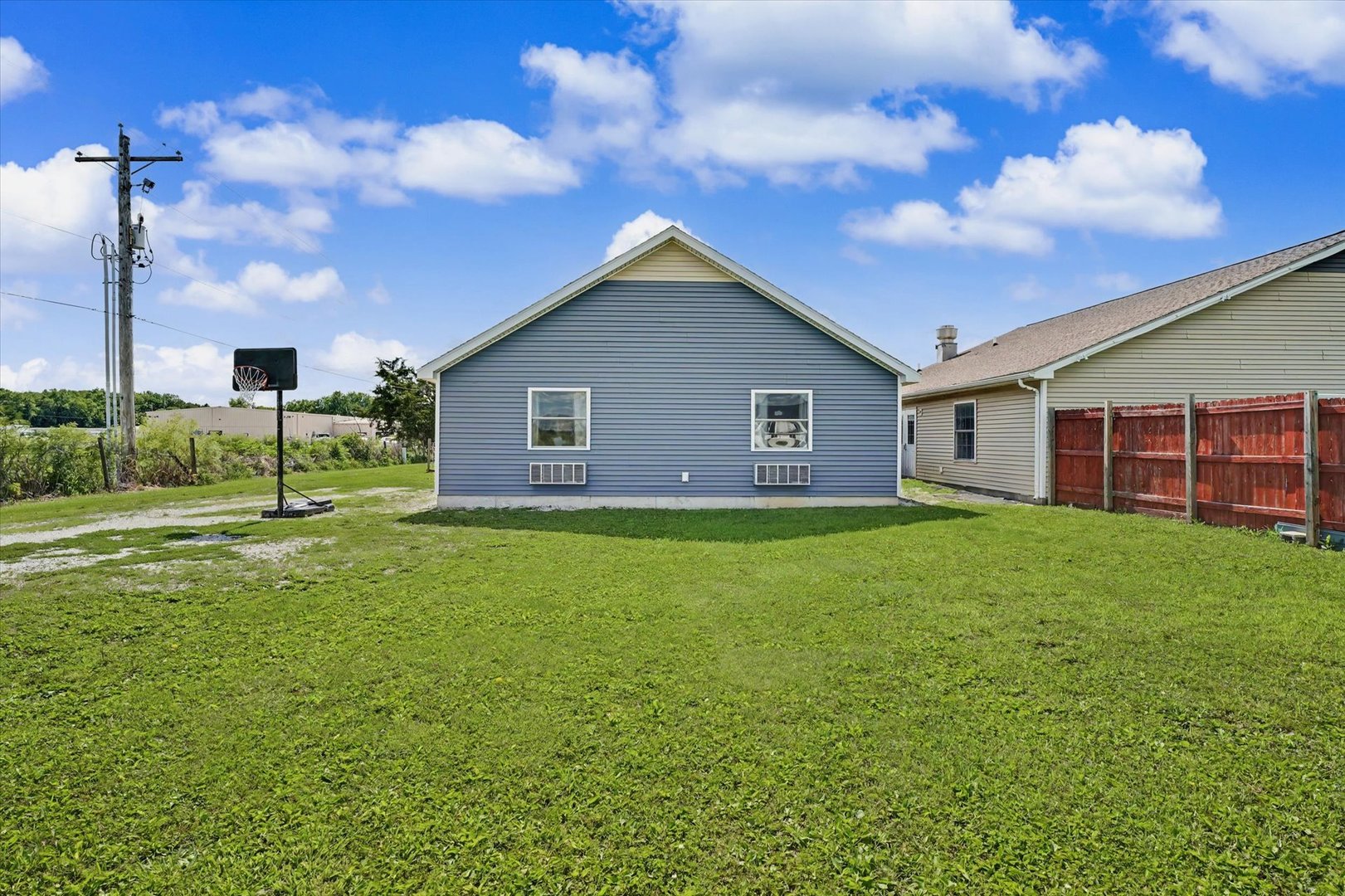 2201 Kickapoo Drive Danville, IL 61832 - Photo 44 of 48