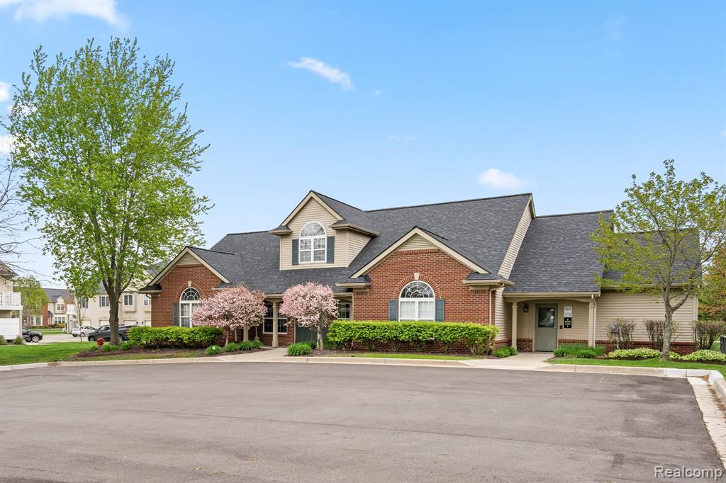 4130 Hampton Ridge Boulevard, Unit 63 Howell, MI 48843 - Photo 29 of 32