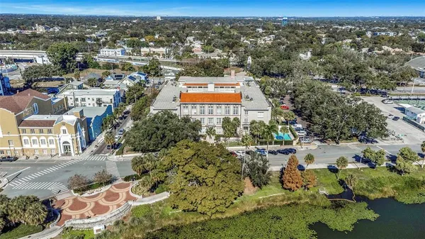 $1,850 | 701 Mirror Lake Drive North, Unit 118, St. Petersburg, FL 33701