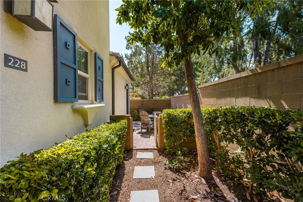 228 Borrego Irvine, CA 92618 - Photo 39 of 50 a view of a back yard of the house