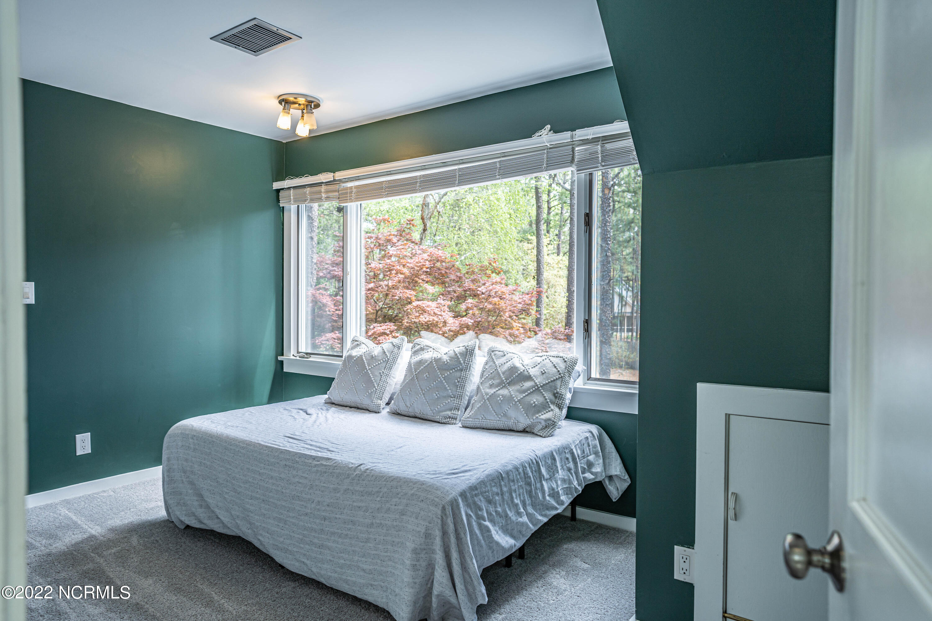 155 Cardinal Road Southern Pines, NC 28387 - Photo 32 of 43 DSC07678